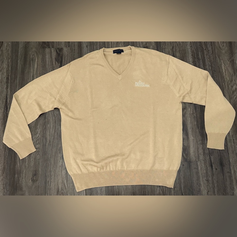 Men’s Mellow Mushroom Pizza Logo Brown/Tan V-Neck Employee Sweater - Size XL